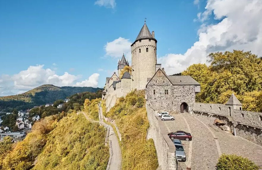 Burg Altentierberg, Germany
